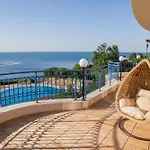 Sun 4*