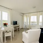 Sun شقة فندقية 4*