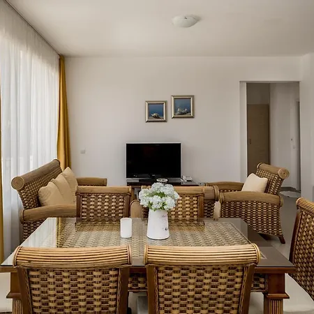 Sun Aparthotel Arapya